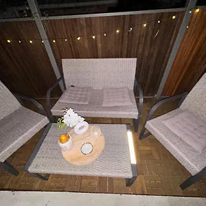 Appartement Studio, 10 Minutes D'orly / 20 Minutes De Paris, Wissous